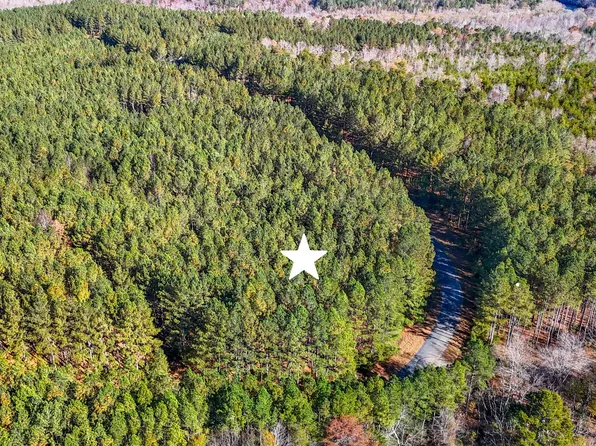 132 Whispering Pines Ln, Mooresboro, NC 28114