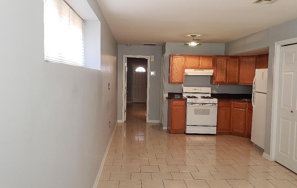 1st image of 77 Westport St