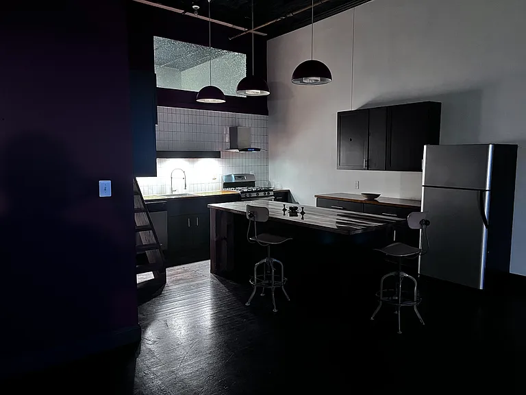 4059 Saint Clair Ave #430 — Photo 7