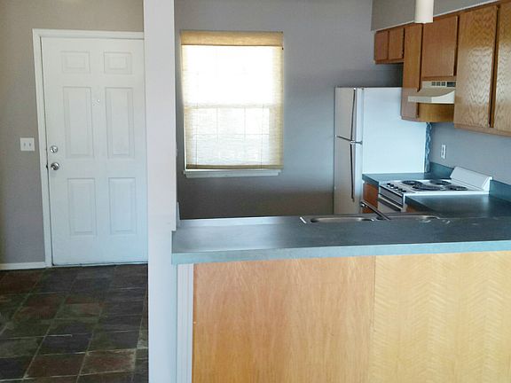 5th image of 2104 N Garland Ave