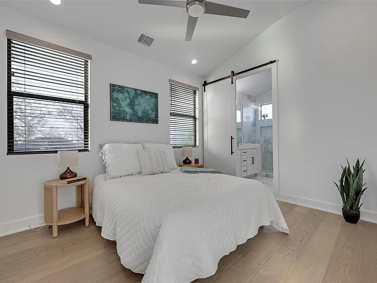 1208 Walnut Ave #2 — Photo 14