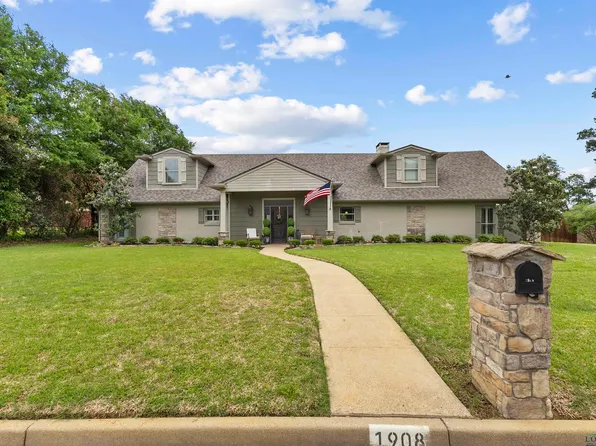 1908 Centenary Dr, Longview, TX 75601