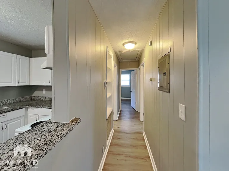 303 Alda Dr — Photo 11