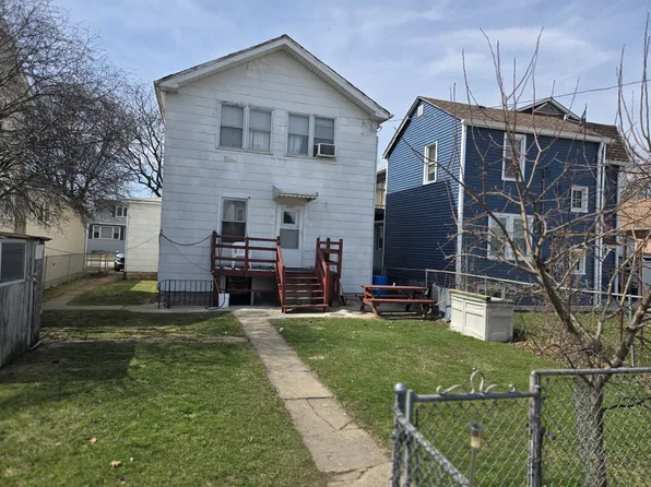 2531 N 75th Ave, Elmwood Park, IL 60707