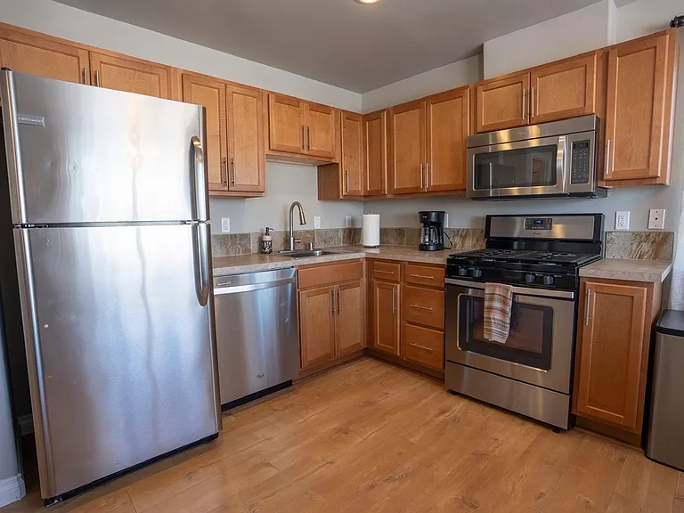4087 Chiniak Bay Dr — Photo 6
