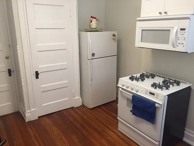 532 Riddle Rd #1 — Photo 7