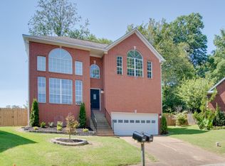 3461 Parkwood Ct, Hermitage, TN 37076