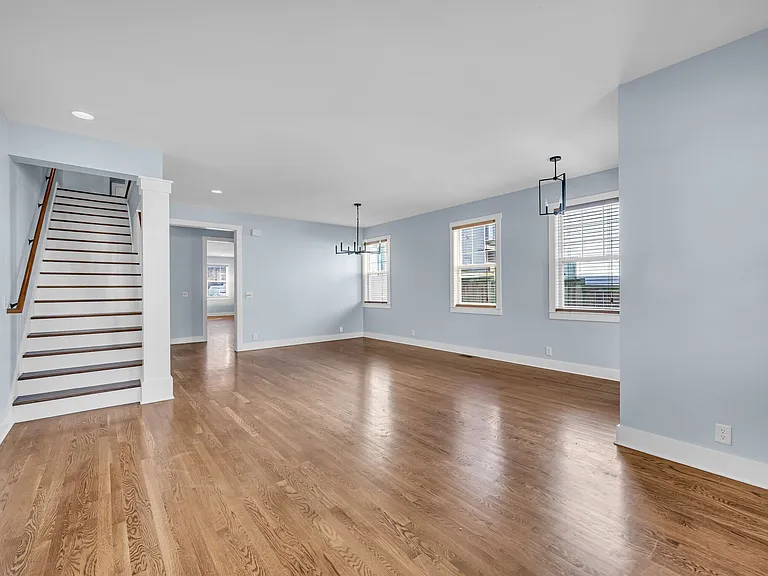 1109B S Douglas Ave — Photo 10