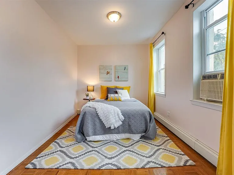 107 Madison St — Photo 9