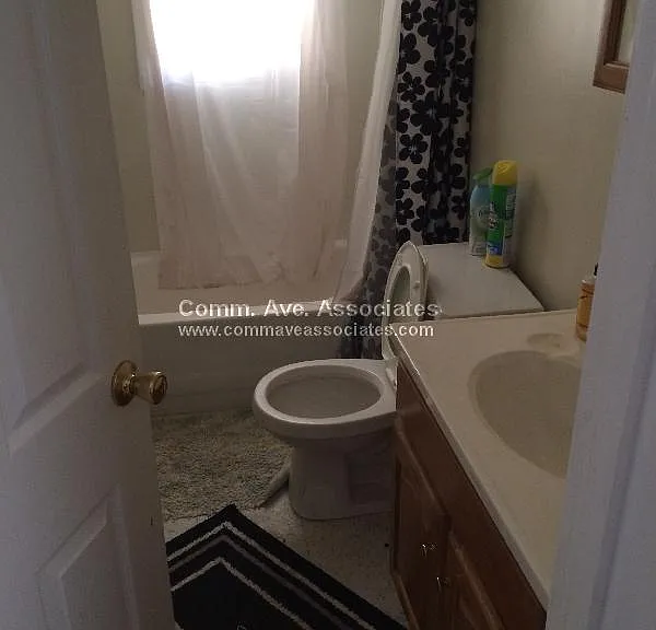 88 Gardena St — Photo 8