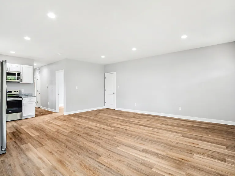2805 N Talbott St #A — Photo 11