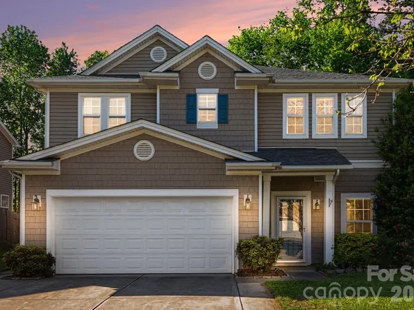 230 Lylic Woods Dr, Fort Mill, SC 29715