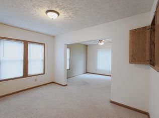 1141 S 10th St #2, Lincoln, NE 68502
