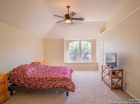5th image of 11843 Stanton Dr