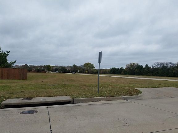 3rd image of 1600 Goodman Dr