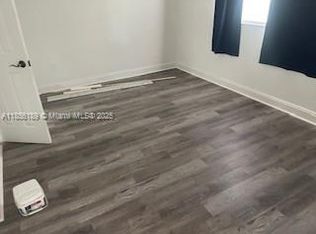2920 SW 28th Ter APT 304, Miami, FL 33133