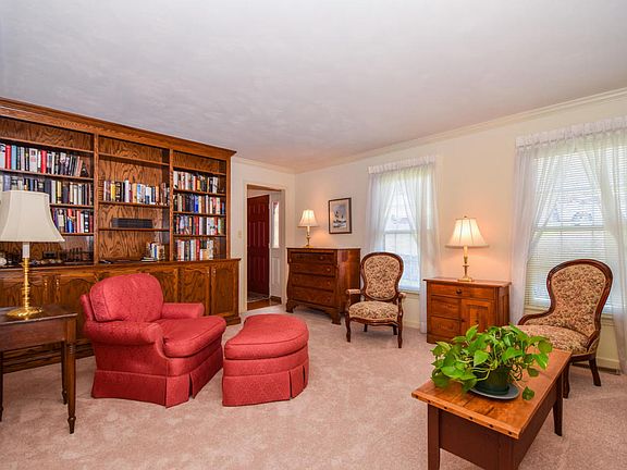 4th image of 6736 Mallard Lake Dr