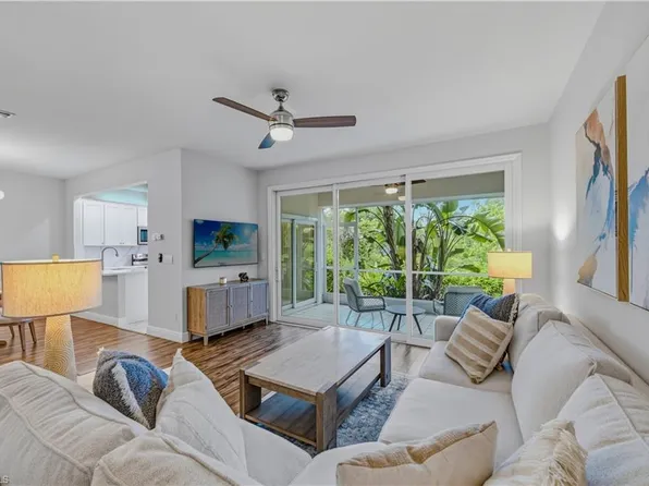 347 Emerald Bay CIR #S3, NAPLES, FL 34110