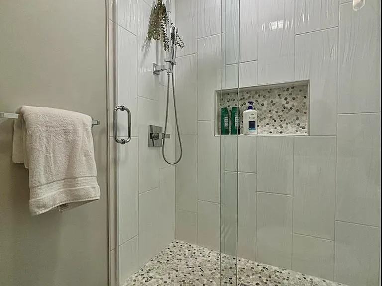 2412 Thornton Rd #B — Photo 22