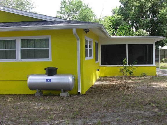 Screened in Florida Room