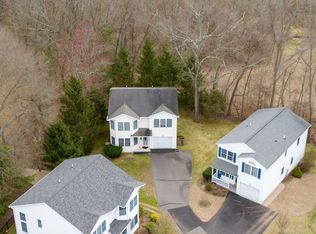 47 Tunxis St, Farmington, CT 06032