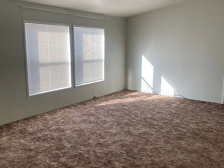 1340 Madison St #5 — Photo 8
