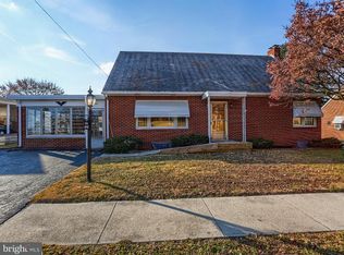 120 Center St, Hanover, PA 17331