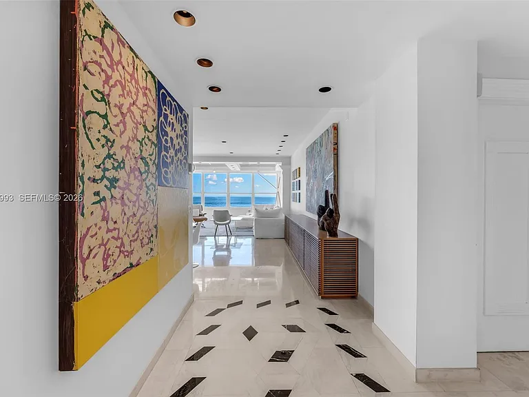 4925 Collins Ave #11E — Photo 11