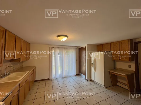 1721 Boland Rd, Green Bay, WI 54303