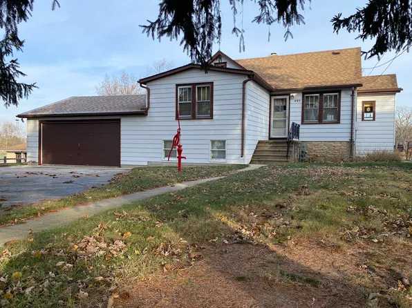 316 Island Dr, Island Lake, IL 60042