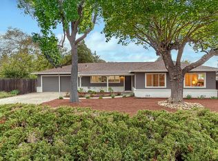 1406 Highland View Ct, Los Altos, CA 94024