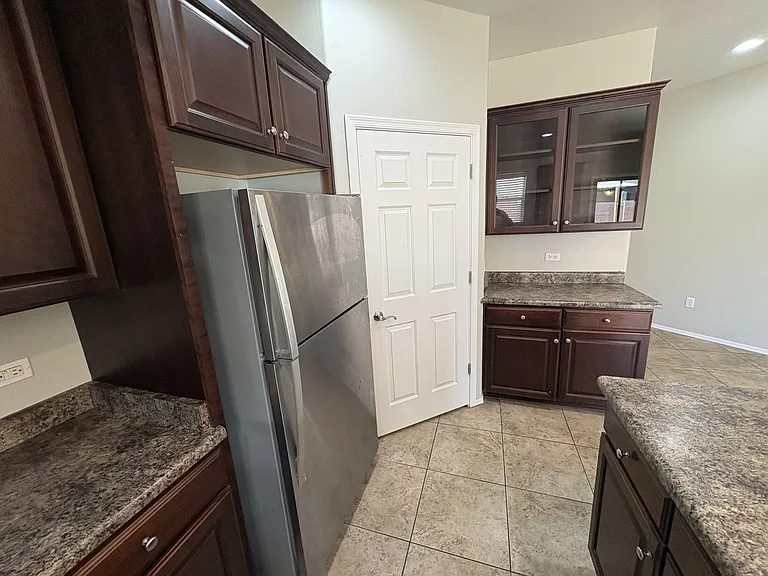 475 W Corte Calzaita — Photo 16