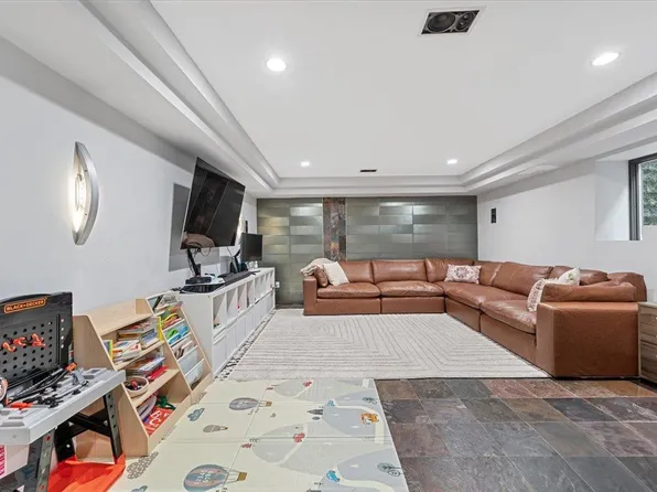 760b Undercliff Avenue image 3 of 50