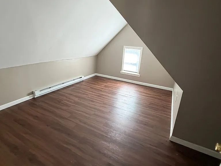 325 Rogers St — Photo 15