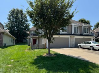 4501 Freedom Creek Dr, Lawrence, KS 66049
