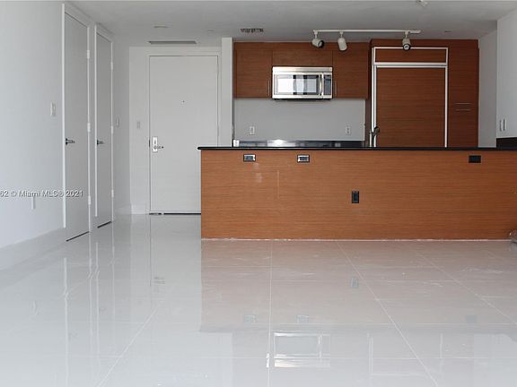 5th image of 50 Biscayne Blvd APT 3611