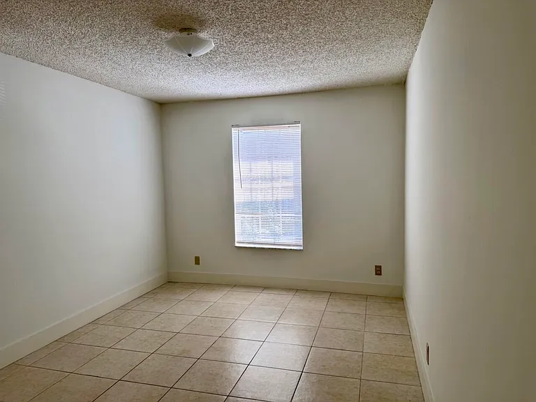 6308 La Costa Dr #D — Photo 21