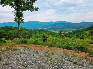 129 Emersyn Rose Ln, Marble, NC 28905