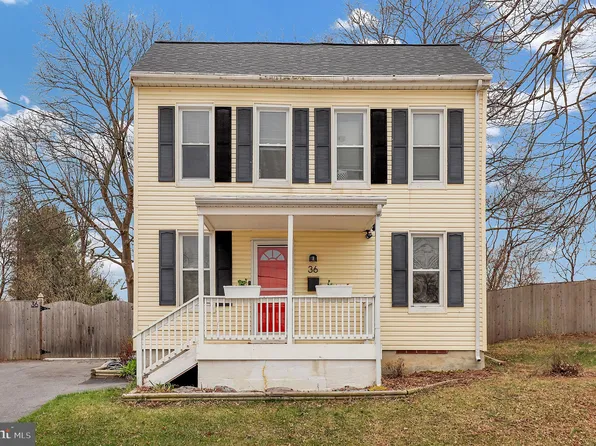 36 Charles St, Westminster, MD 21157