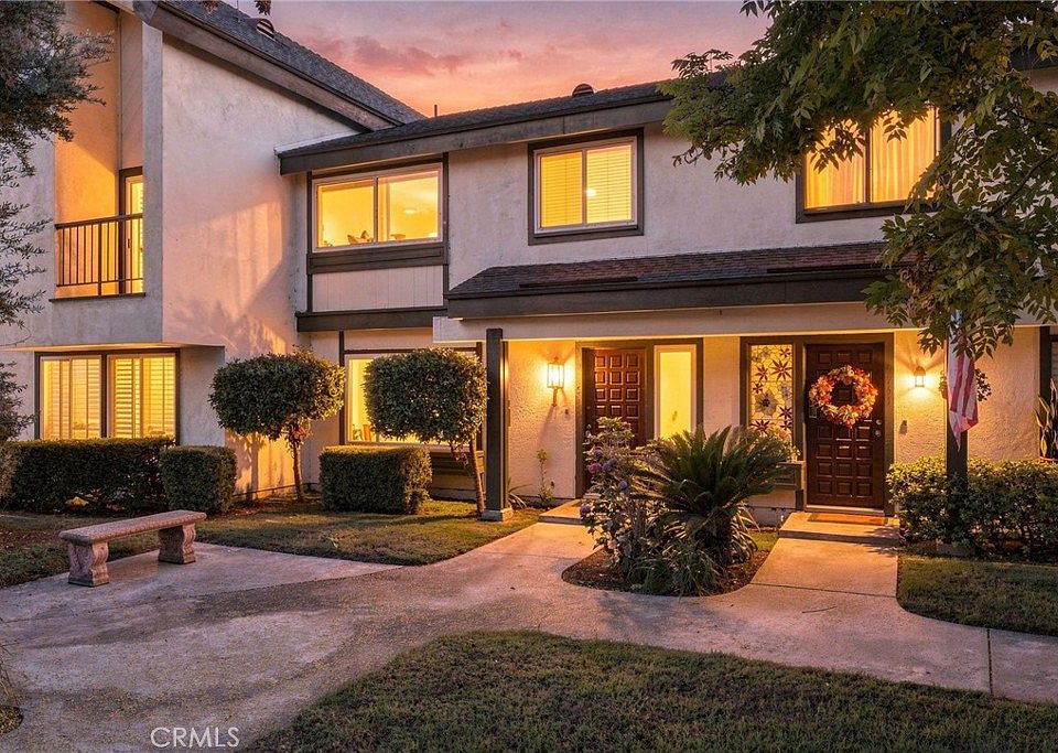 1st image of 9753 Karmont Ave