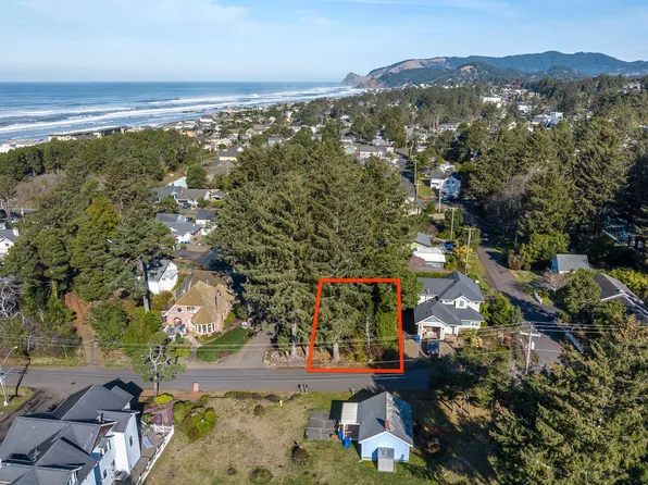 T/l 13300 Northwest St #26, Lincoln City, OR 97367
