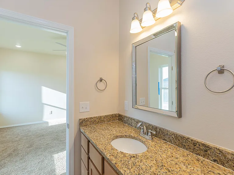 7602 Beck Dr — Photo 17