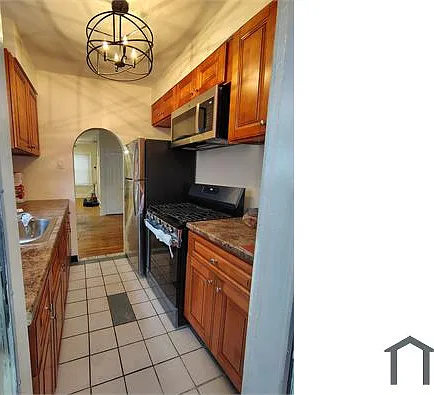 3 bed, 884 sqft, $1,800 — Photo 4