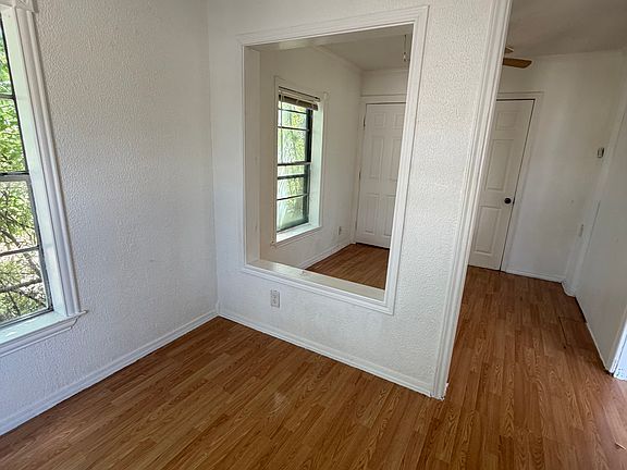 5th image of 5615 Libbey Ave