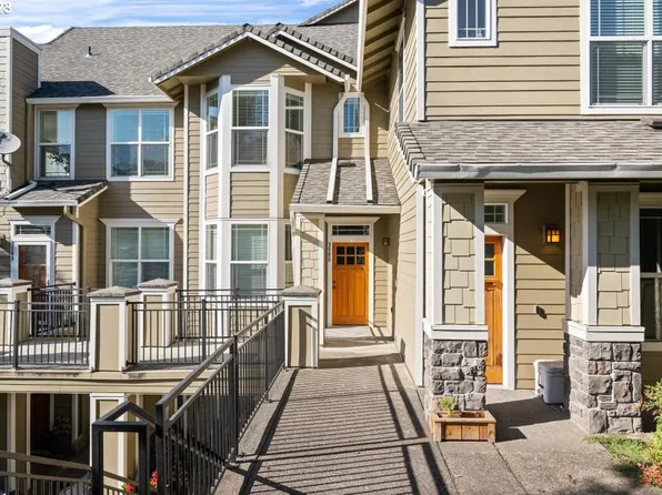 3595 Summerlinn Dr, West Linn, OR 97068