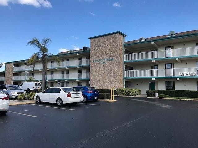 1st image of 6100 12th St S APT 113