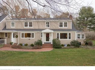 1 Thornhurst Rd, Falmouth, ME 04105