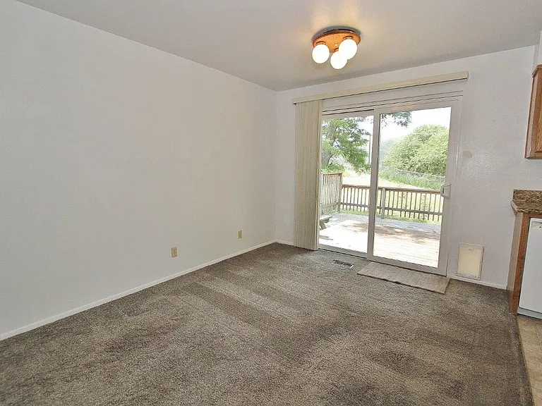 102 View Cir — Photo 7