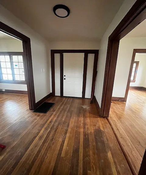 1821 W Grand Ave — Photo 3