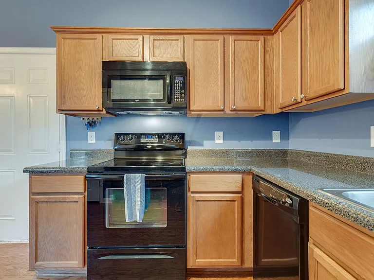 8360 Rossi Rd — Photo 9